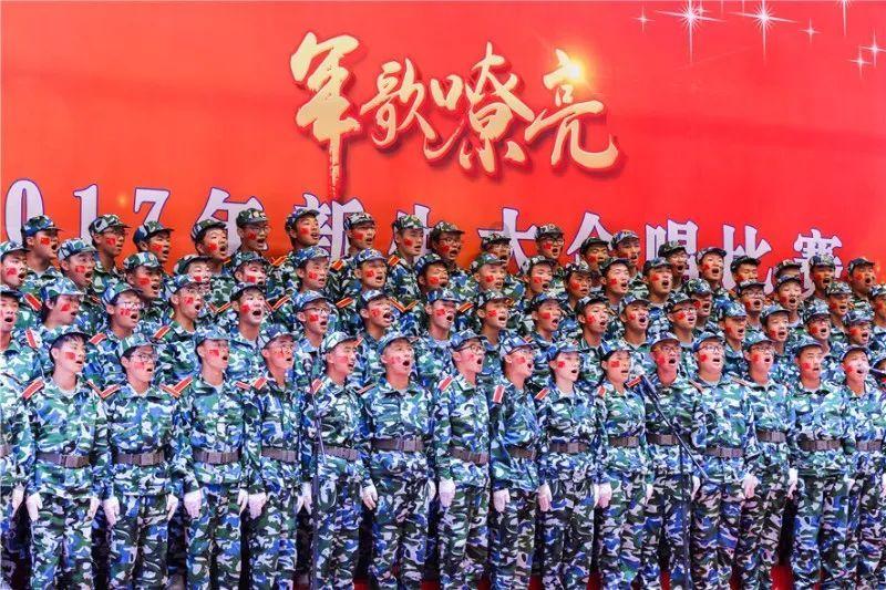 史上第一个暴君