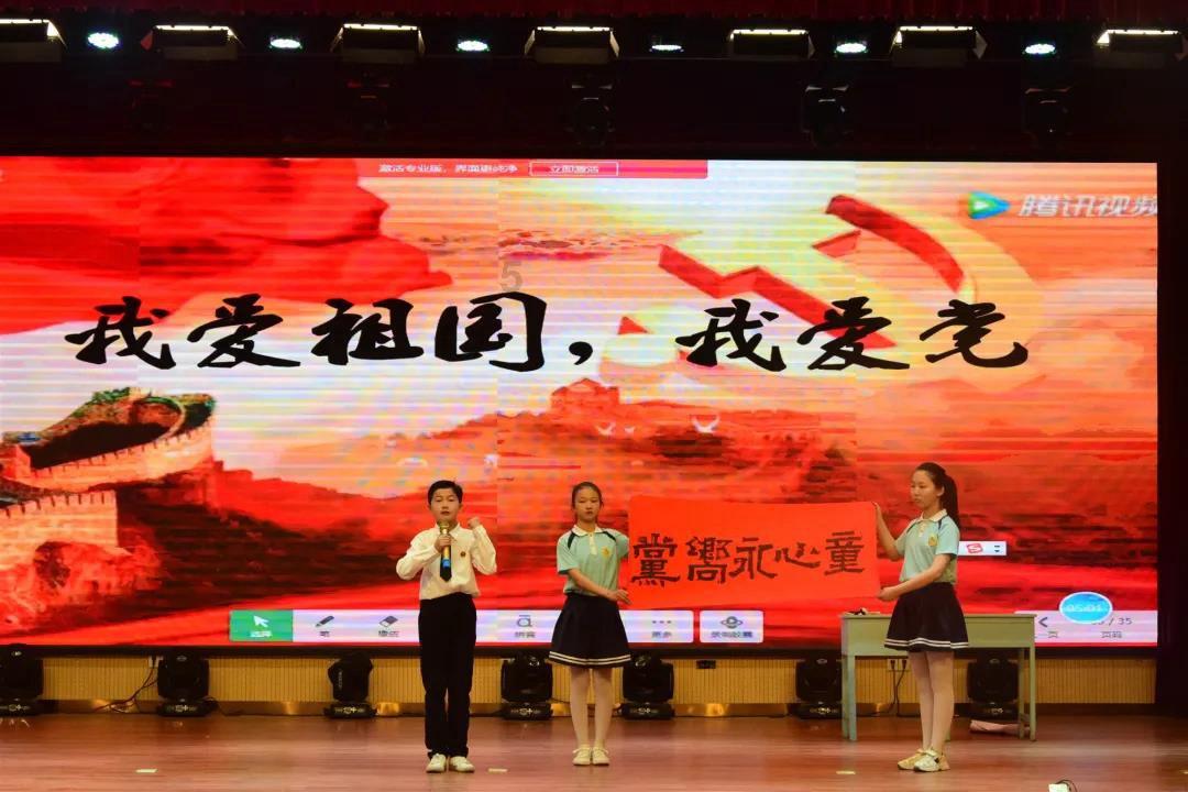 救援力量正在全力搜救失联人员，搜寻不放过每一个角落